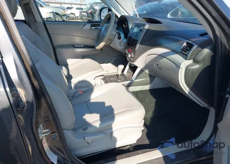 2012 Subaru Forester 2.5X Premium из США, поврежденный, VIN JF2SHBCC2CH442451